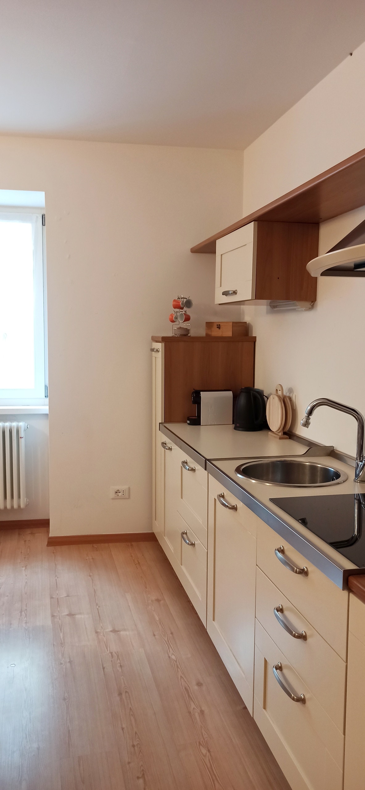 Top Airbnb: Flat with private parking space near Trento in Trento