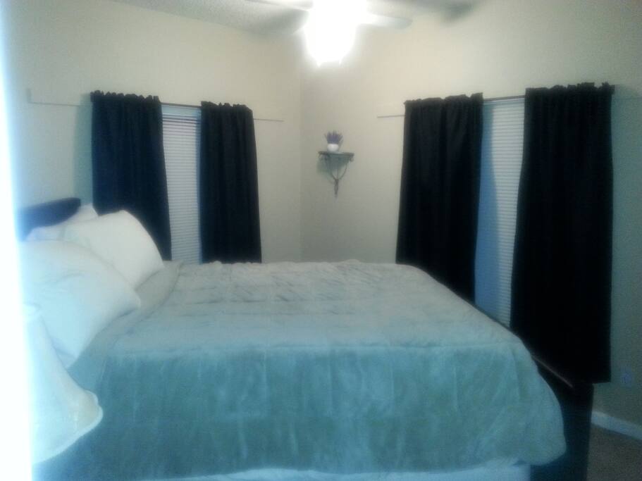 Comfy Bed Black Out Curtains