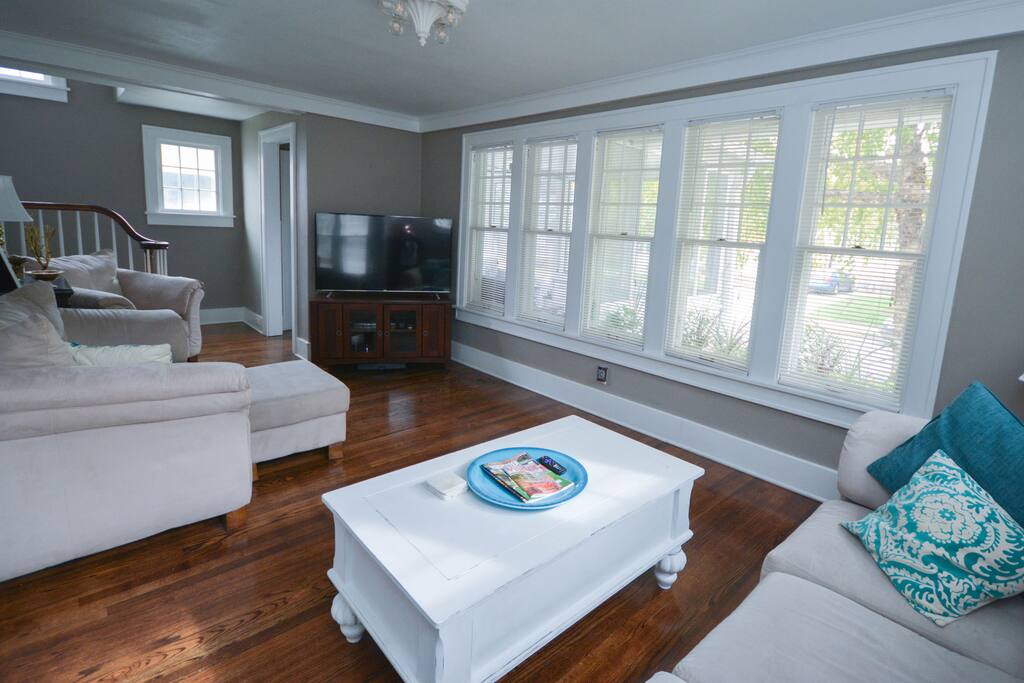 Main floor living room