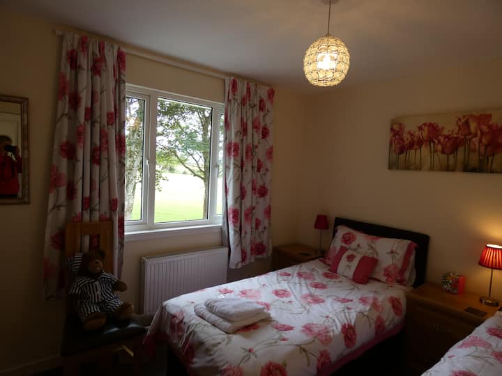 Двойна спалня.