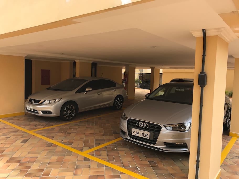 Garagem para 01 Carro.