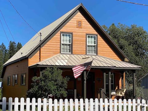 Toad Hollow Vacation Home