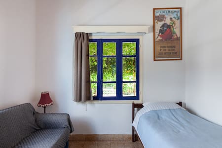 Paphos City Rooms