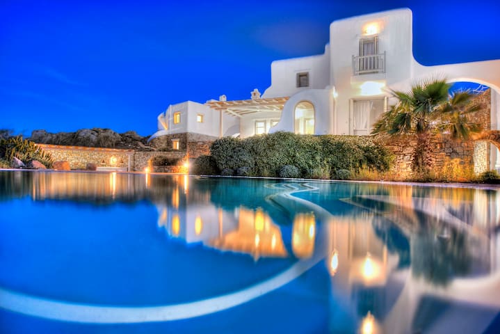 Cycladic Villa Lito with Pool
