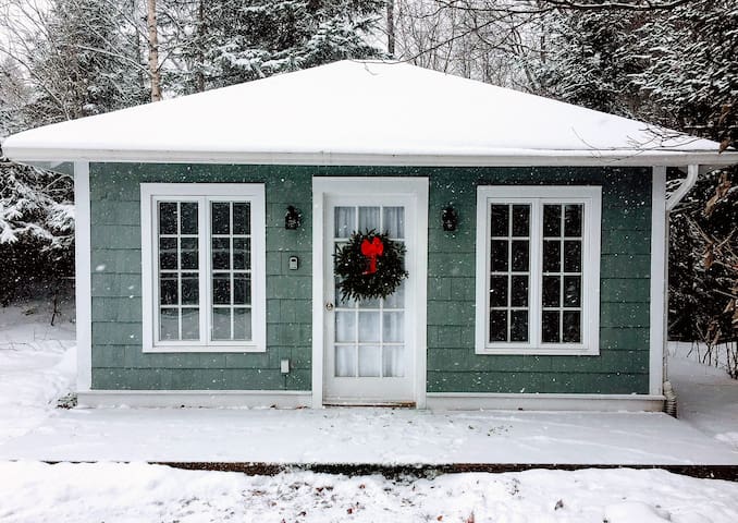 Airbnb Lake Placid Vacation Rentals Places To Stay New