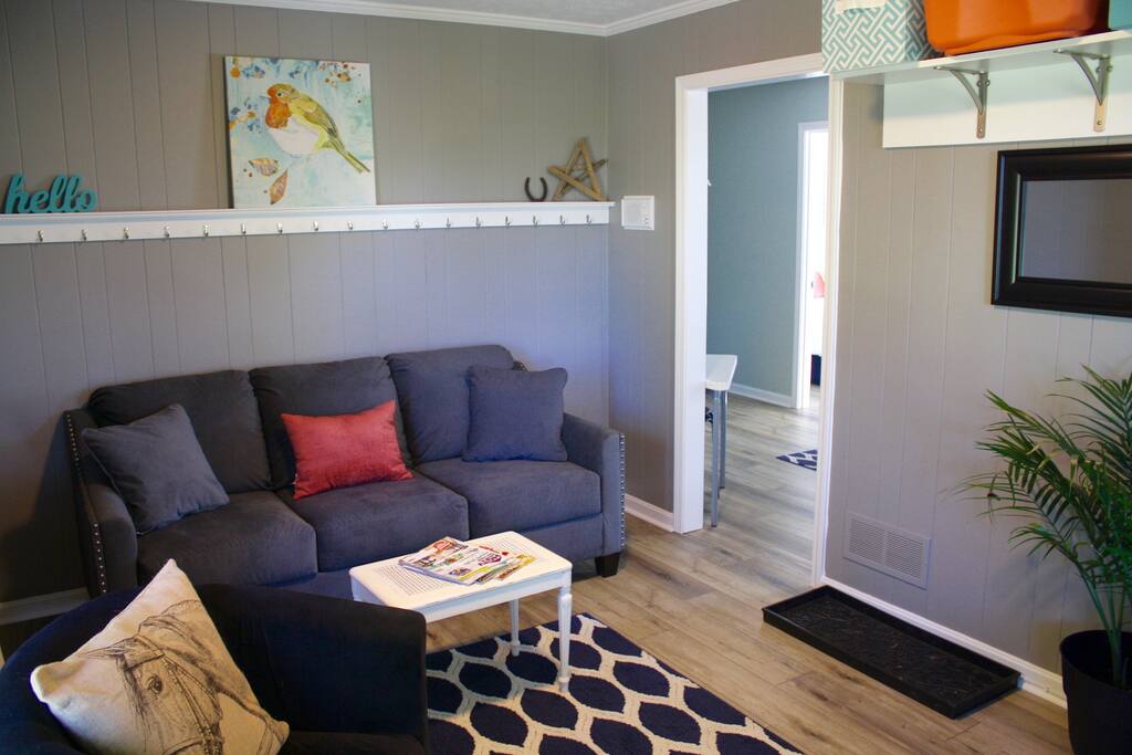 Living Room: Pull-out Queen Sleeper Sofa