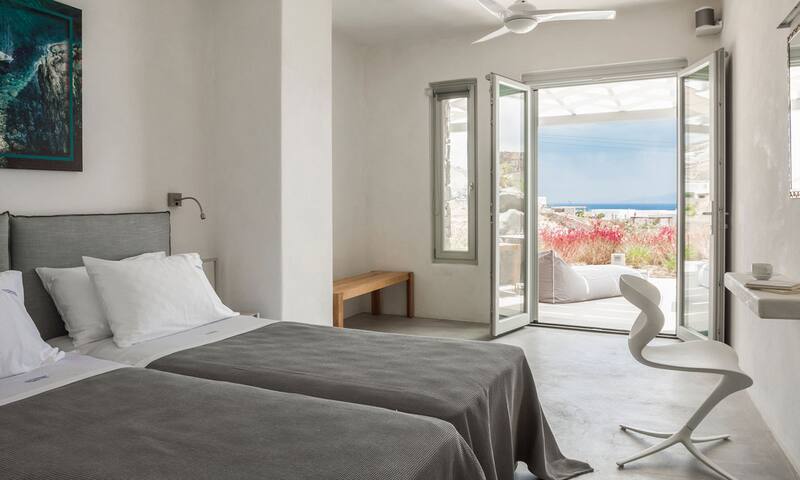 Villa Anais I, 7BD Private pool, Jacuzzi, BBQ gallery image 3