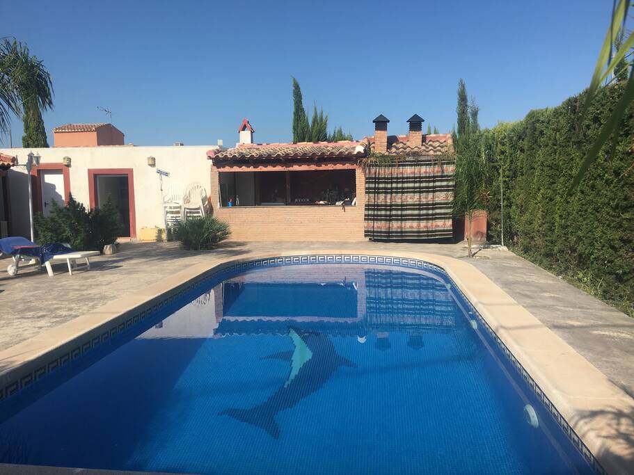 bar 24 h