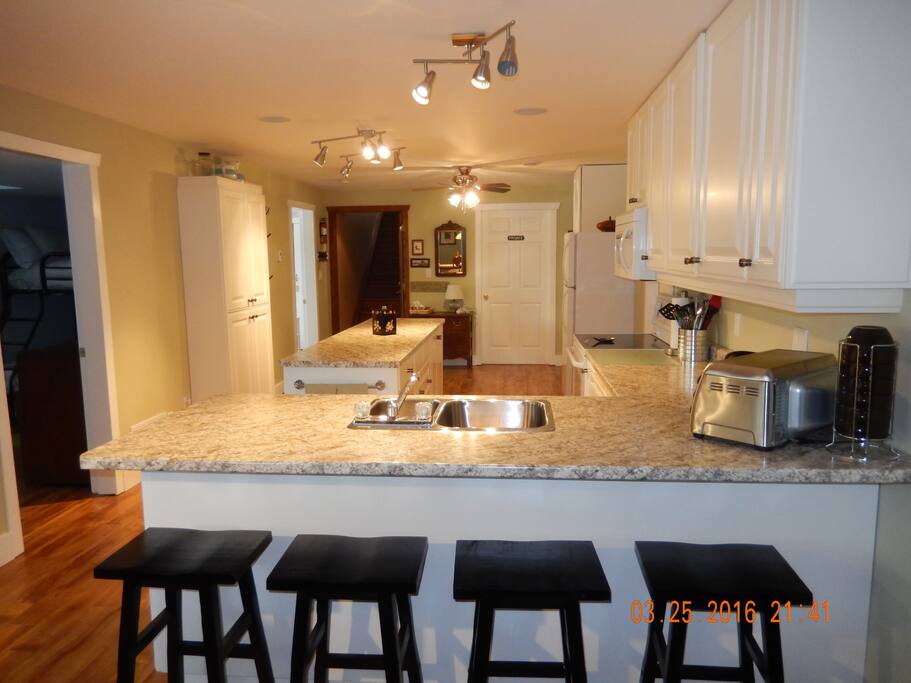 Kitchen view from DR side.