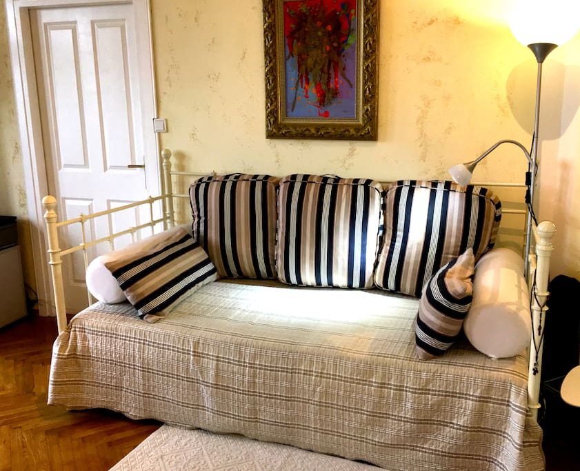 1 Single Bett Boutique Room Schlafzimmer