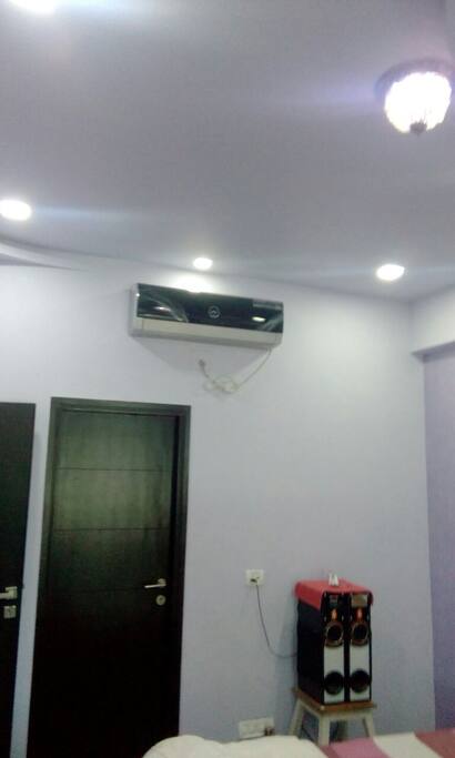 AC