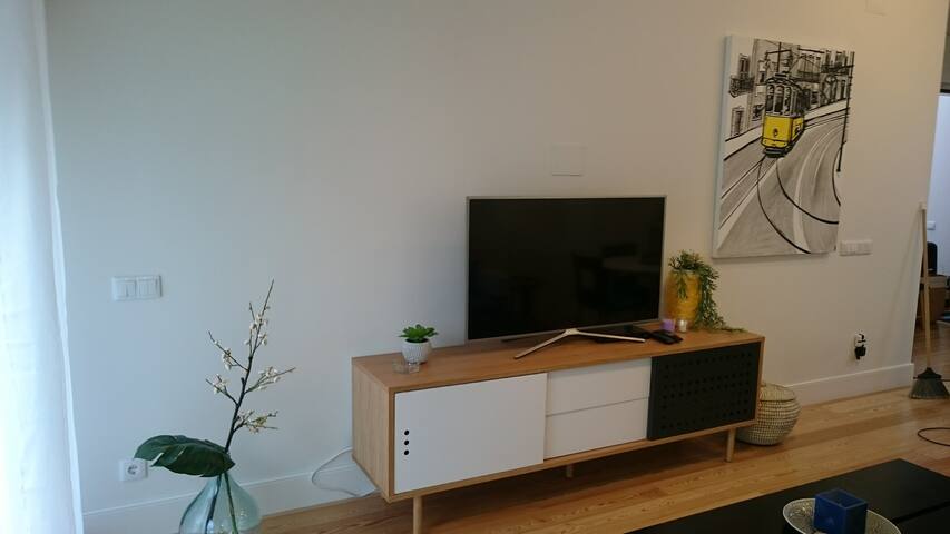 New 2 bedroom Tauro 195 Near El Corte Ingles gallery image 5