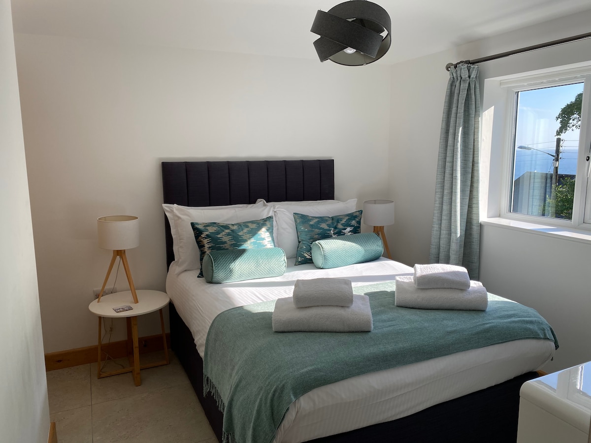 Spálňa 2 s krásnym výhľadom na more