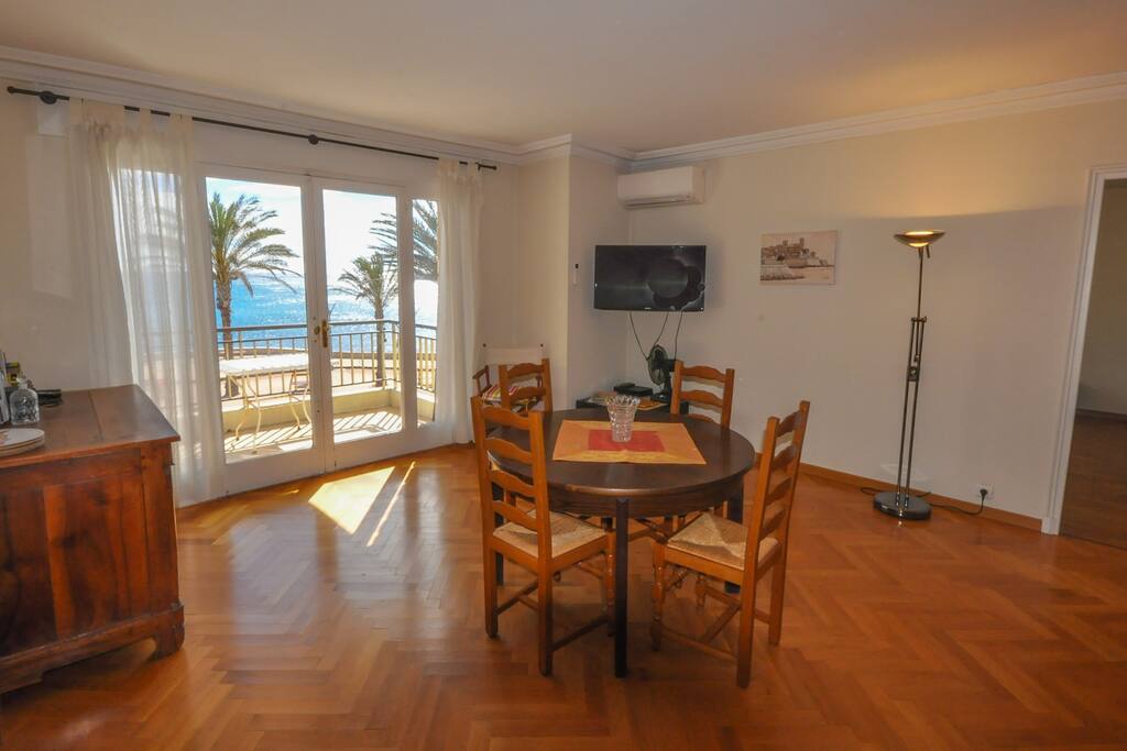 Living room with large balcony and fantastic sea views