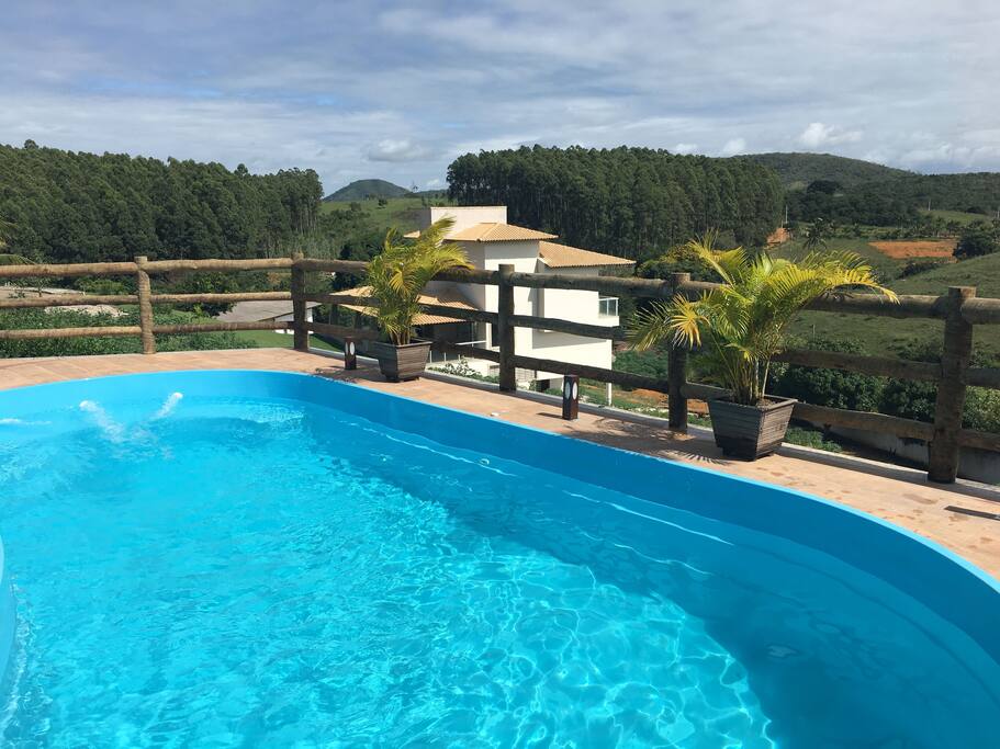 Vista do deck da piscina