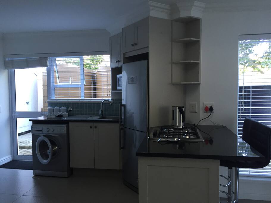 Kitchenette with washing machine