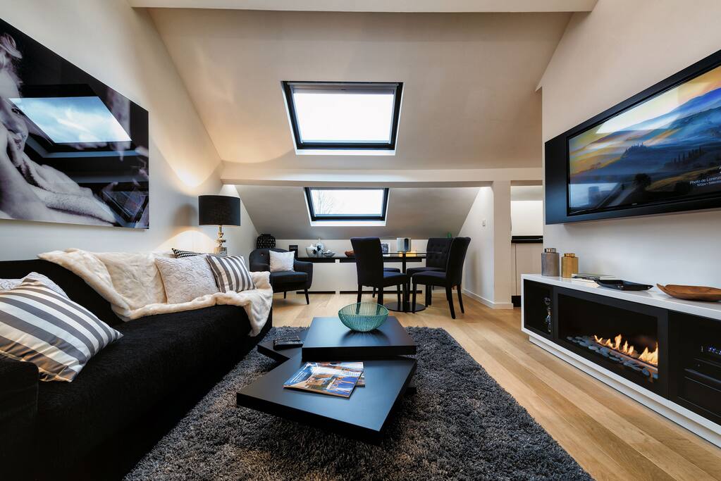 Living Room with High Quality Sofa Bed