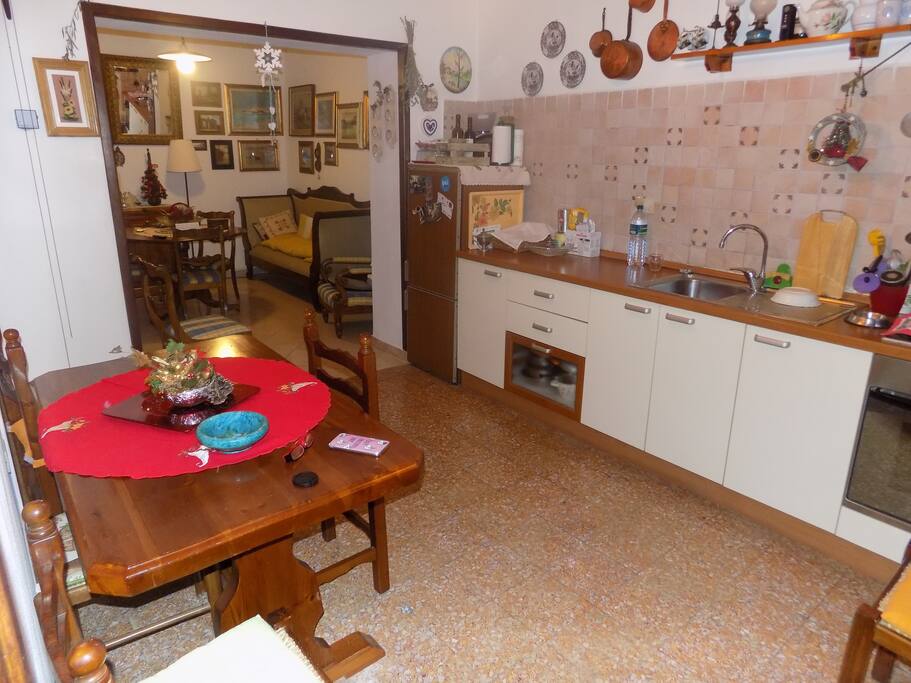 Dalla cucina alla sala