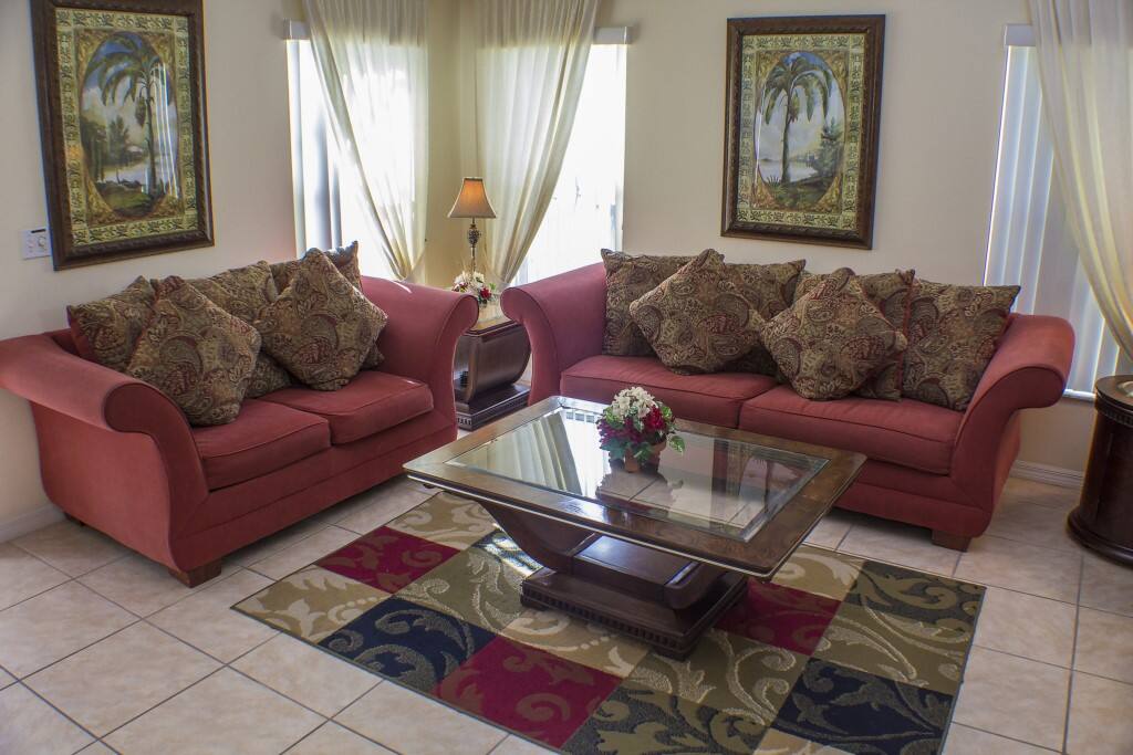 Living Room (2)