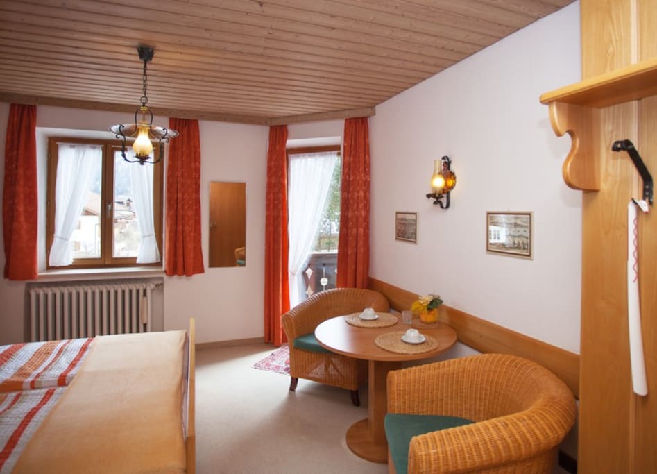Doppelzimmer mit Bergblick