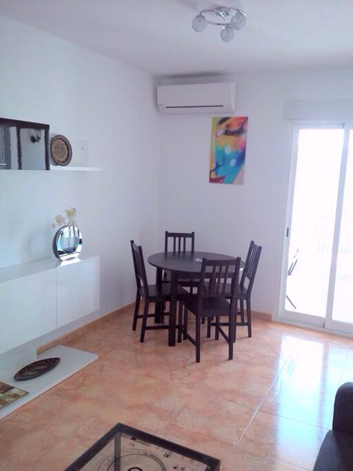 Air conditioning in living room