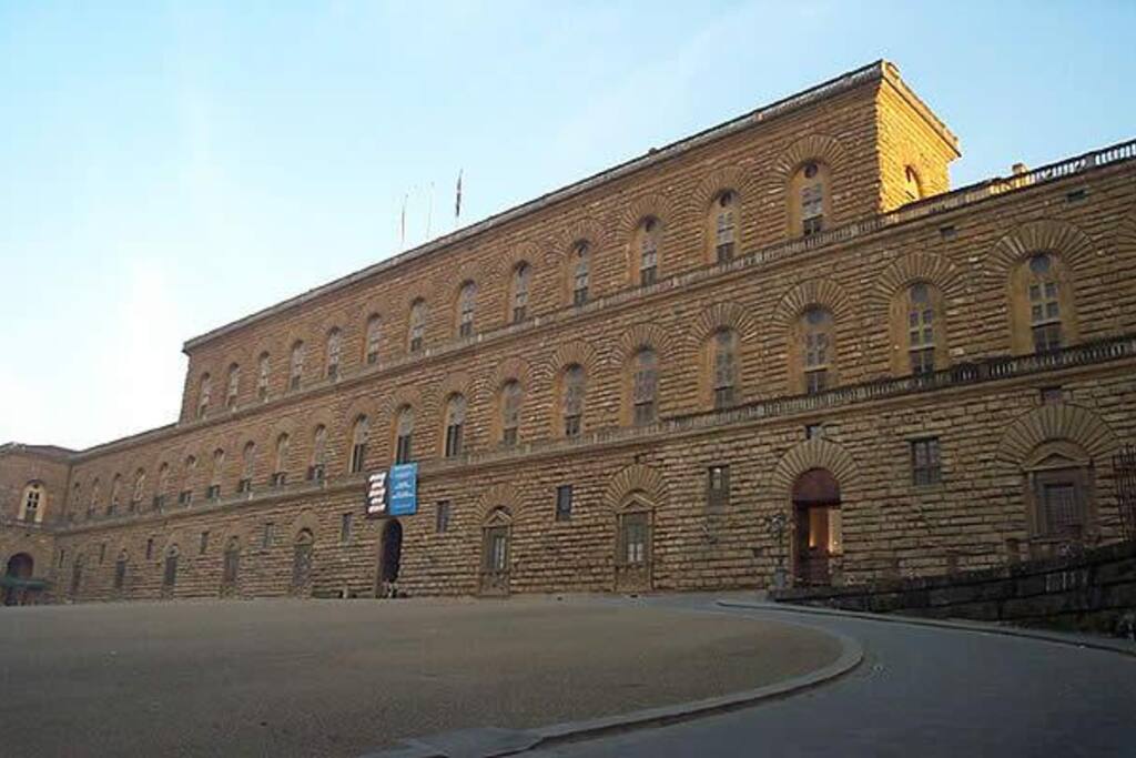 Windows on Piazza Pitti