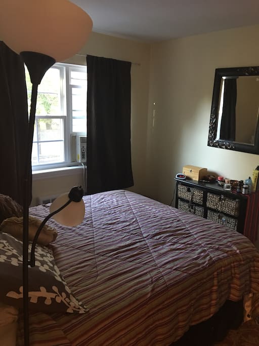 Bedroom with queen bed