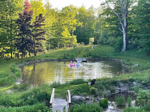 Fox & Quail: views, pond, hot tub, hike, ski, swim