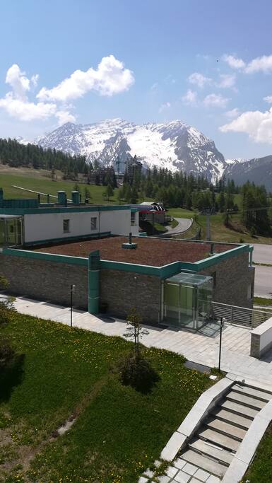 VISTA LATERALE DAL BALCONE