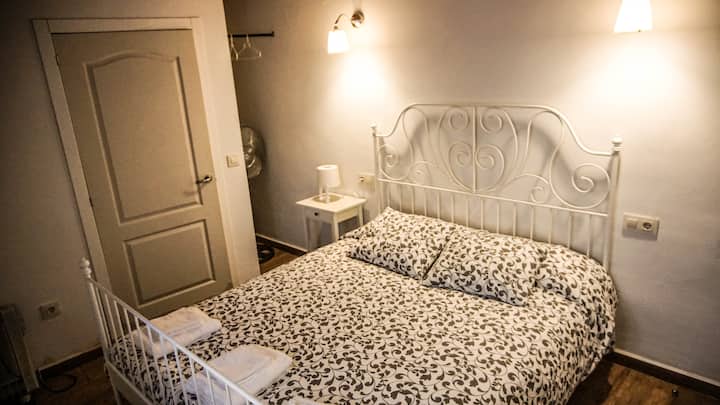 Საძინებელი "Yeste"