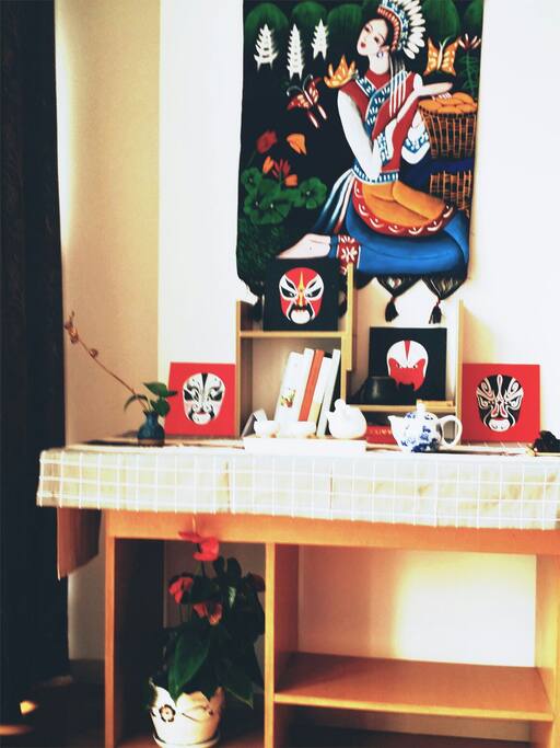 每日花香为伴,不问世事悲喜……