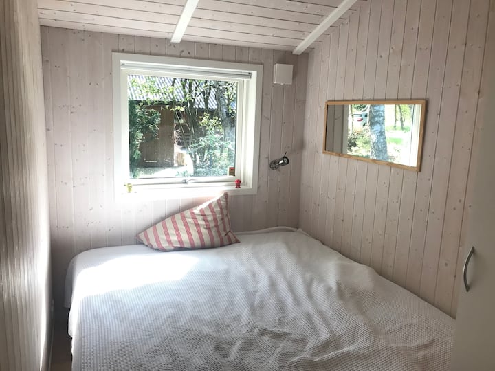 Slaapkamer 3 ( bed 180 cm breed)