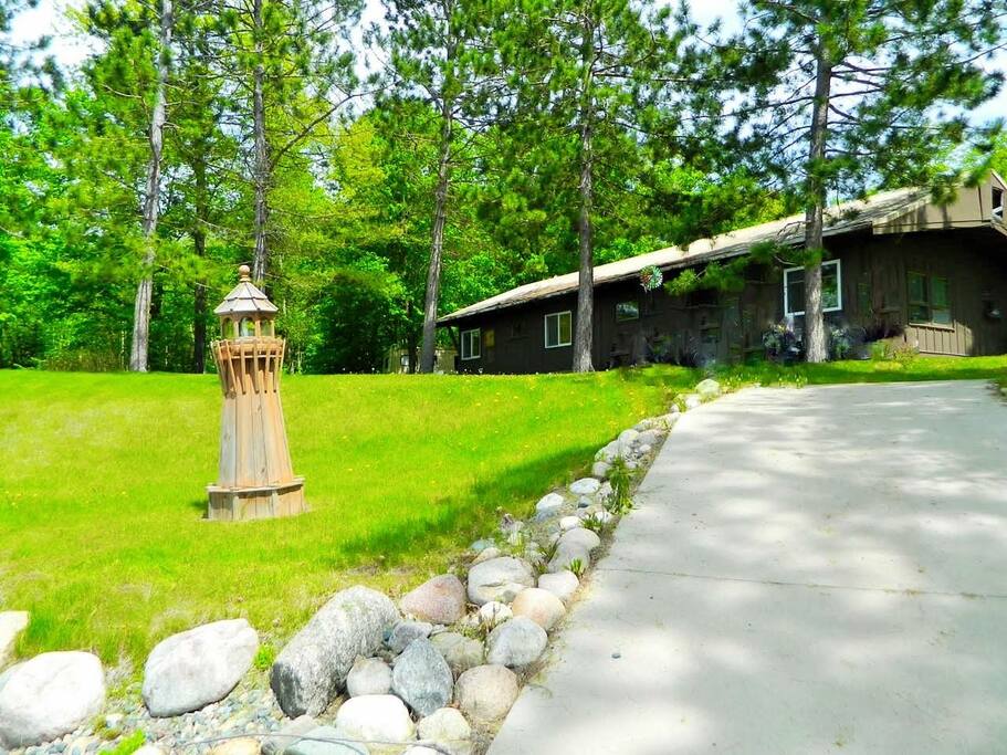 Top 100 Airbnb Rentals 2017 in Grand Rapids, Minnesota