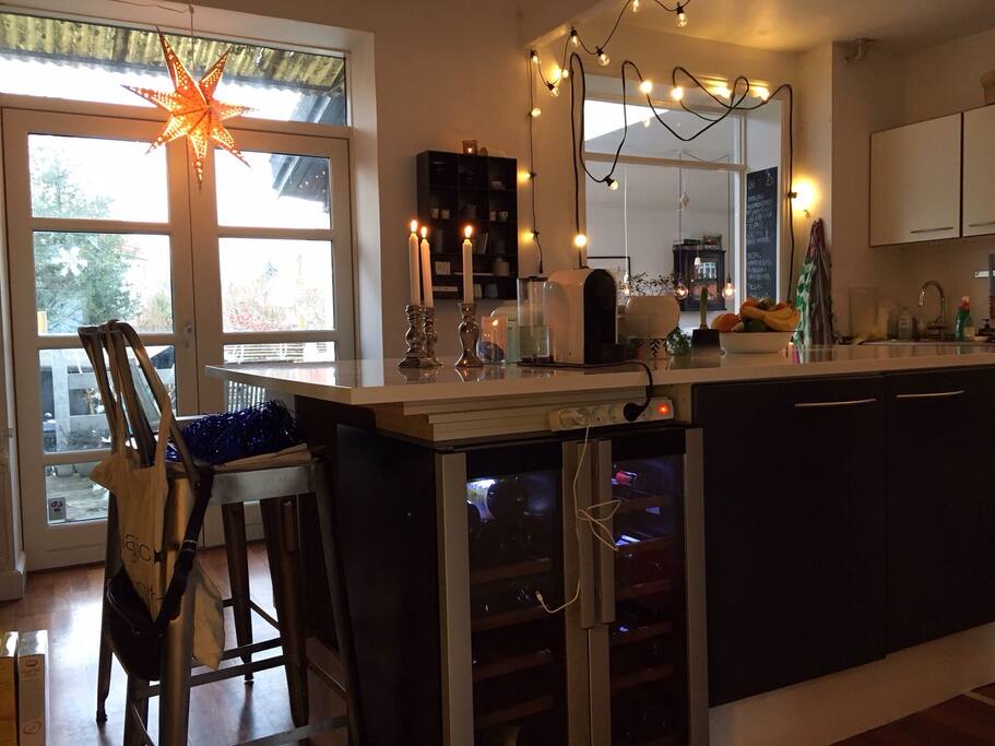 Newly refurnished kitchen, 2016! Two-zone wine refrigerator and Nespresso machine available.