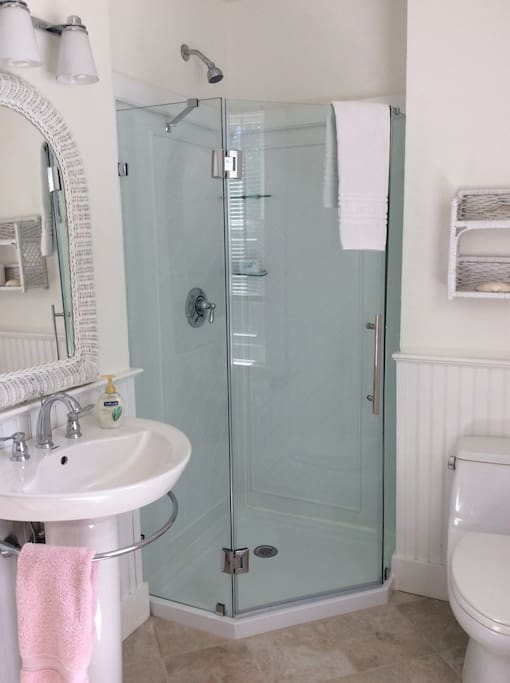New bath off king bedroom