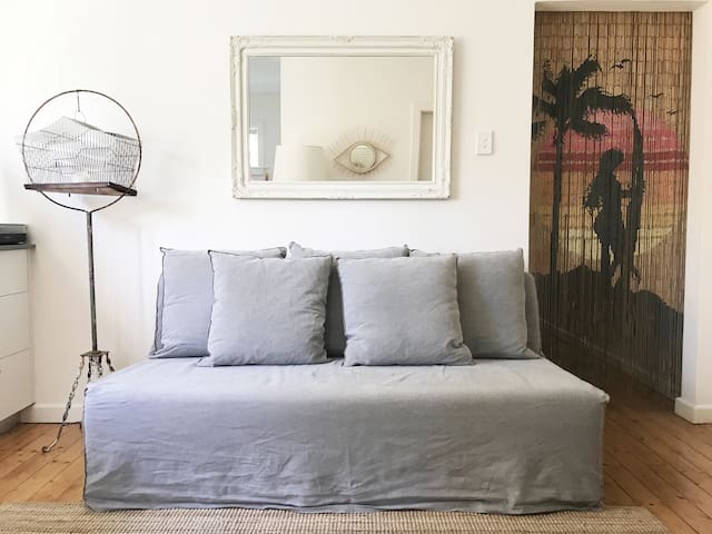 ☀️ Large modern room in the heart of Bondi Beach!