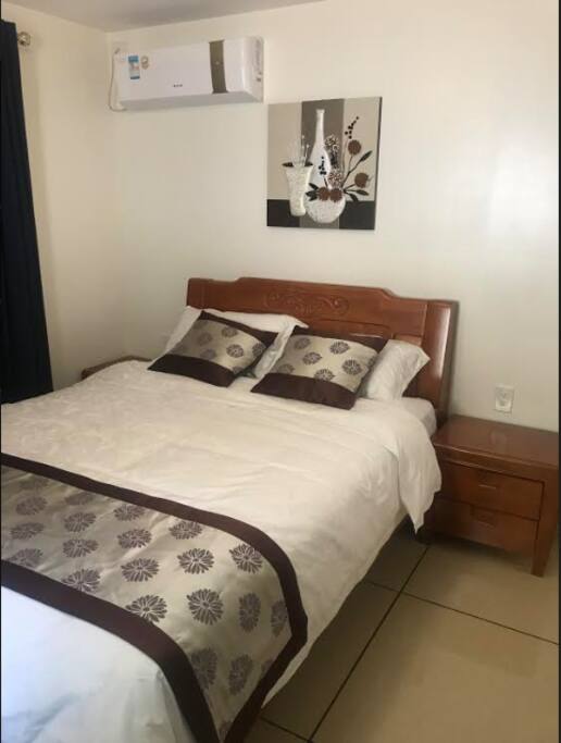 Queen Bed