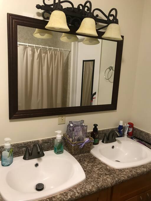 2 sinks!
