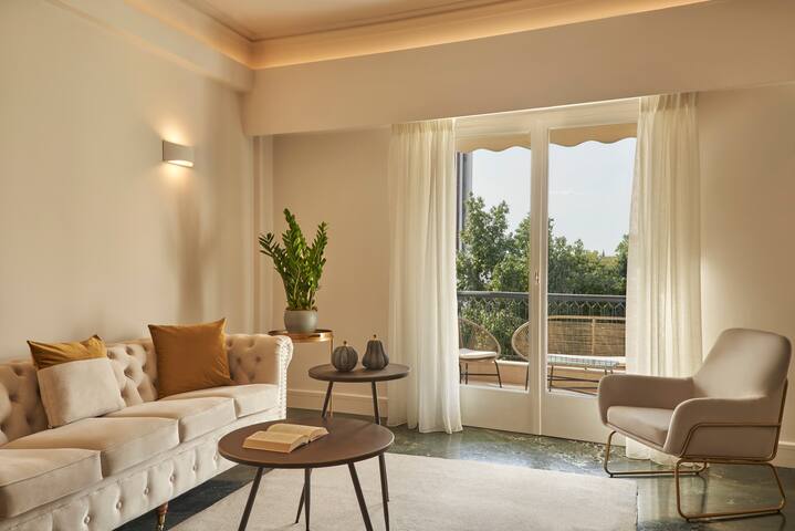 Chic n Bright 3Bd Apt with Hilton View gallery image 4