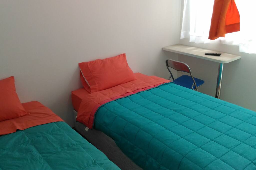 Habitación doble con 2 camas individuales en el segundo piso
