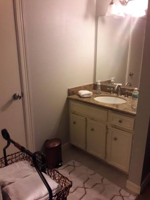 Fresh towels are provided and your own private washing area. Very clean and private.