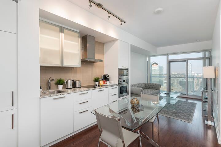 Casa Co-Host - Toronto Airbnb Management managed Airbnb listing 3