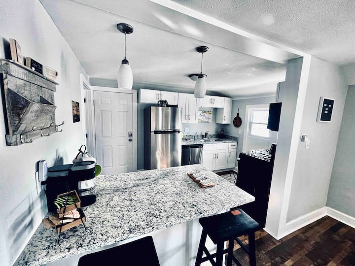 Gordon Square Guest Unit Condominiums for Rent in Cleveland, Ohio, United States Airbnb