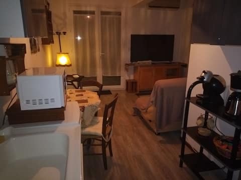 Popular Airbnb listing: At Little Florian's in Provence in Apt