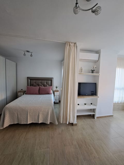 Anuncio de Airbnb popular: El Rincón Playa Apartment en Torrox