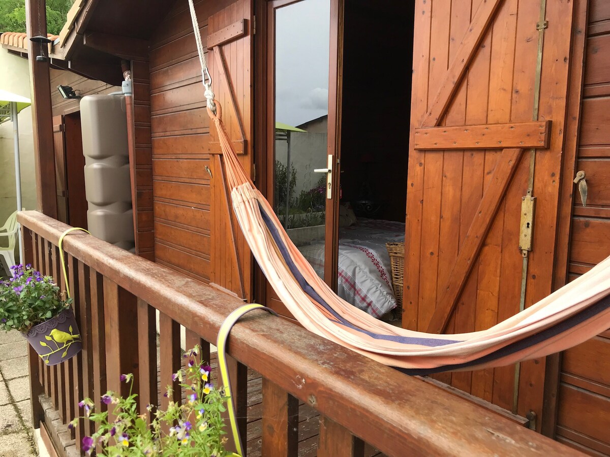 Балкон на спалнята с хамак