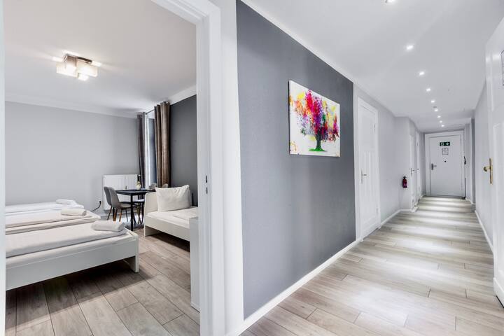 MIDTOWN-APARTMENTS-BERLIN PREMIUM gallery image 5