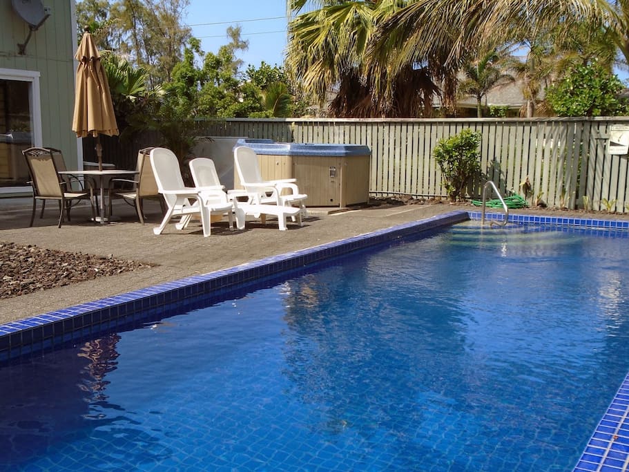 Take a dip in the pool, then dine outside.