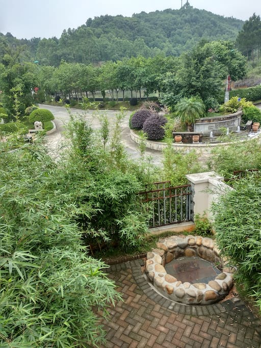 别墅内私家温泉泡池
