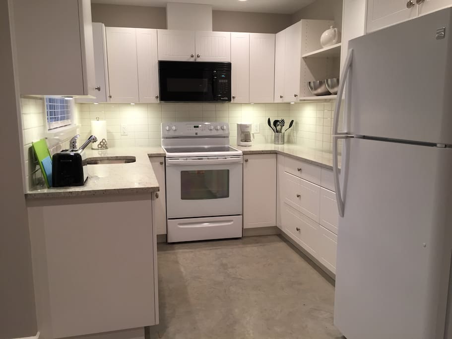 Fully loaded Kitchen!